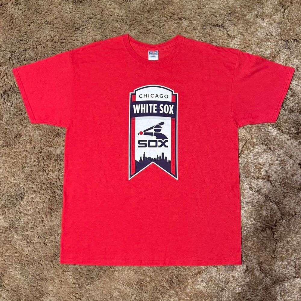 Chicago White Sox MLB Skyline Banner Graphic T-Shirt Red XLarge